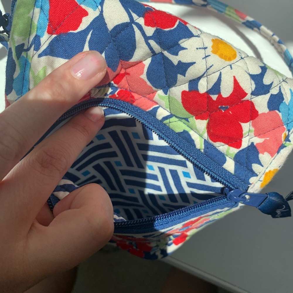 Sold - Picture 4 of 6